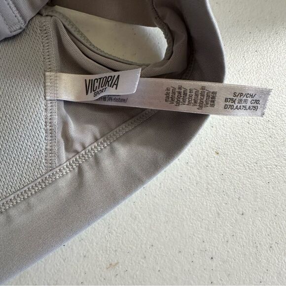 Victorias Secret Gray Low Impact Athletic Racerback  Bra Size Small - Picture 8 of 8
